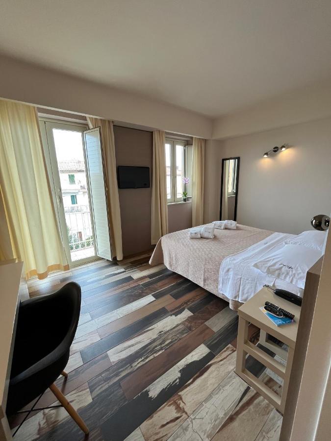 Don Ugo Luxury Rooms Tropea Exterior photo