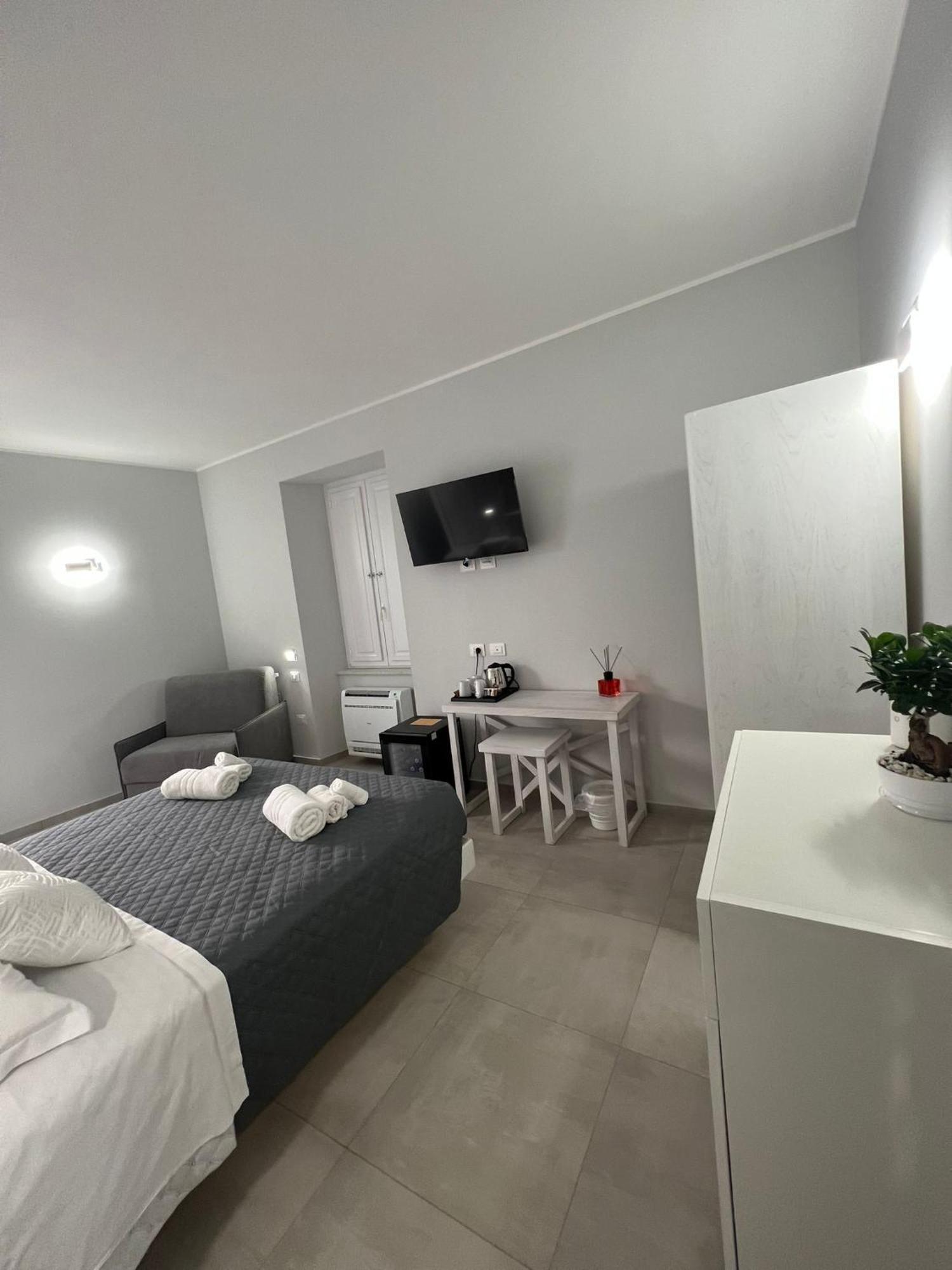 Don Ugo Luxury Rooms Tropea Exterior photo