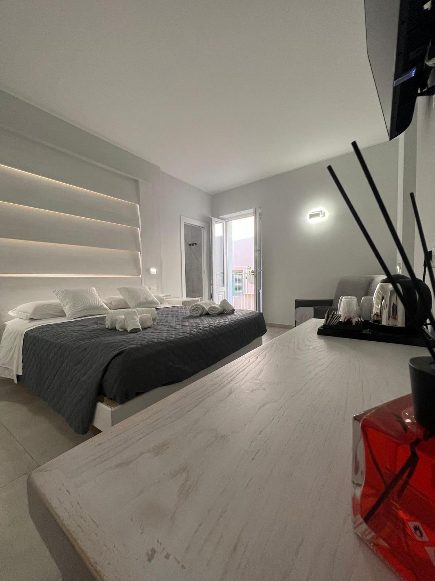Don Ugo Luxury Rooms Tropea Exterior photo
