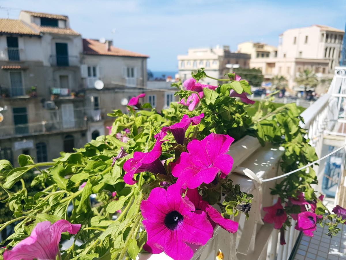 Don Ugo Luxury Rooms Tropea Exterior photo